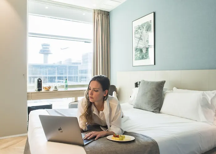 ホテル スリープ＆フライ 4*