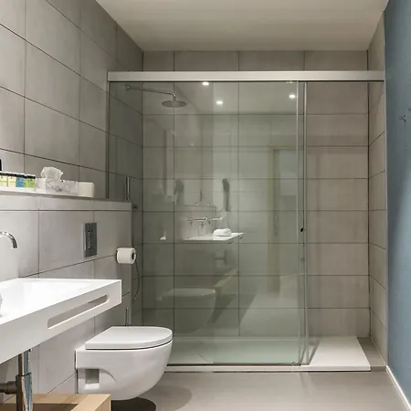 Sleep&fly 4* إل برات ذي يوبريغات